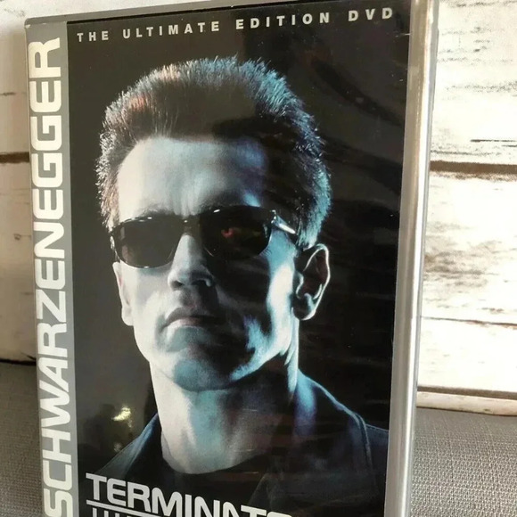 Terminator 2 Judgment Day The Ultimate Edition (2 Disc) DVD Schwarzenegger - Picture 1 of 6